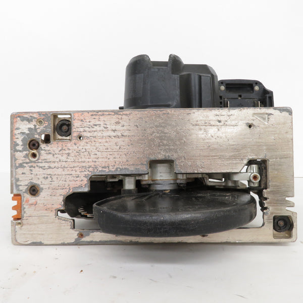 makita (マキタ) 18V対応 165mm 充電式マルノコ 黒 本体のみ 角度調節ねじ欠品 HS631D 中古