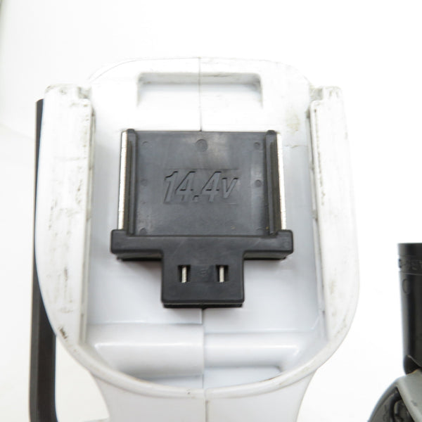 makita (マキタ) 14.4V 3.0Ah専用 125mm 充電式マルノコ 白 本体のみ ノコ刃なし SS540D 中古