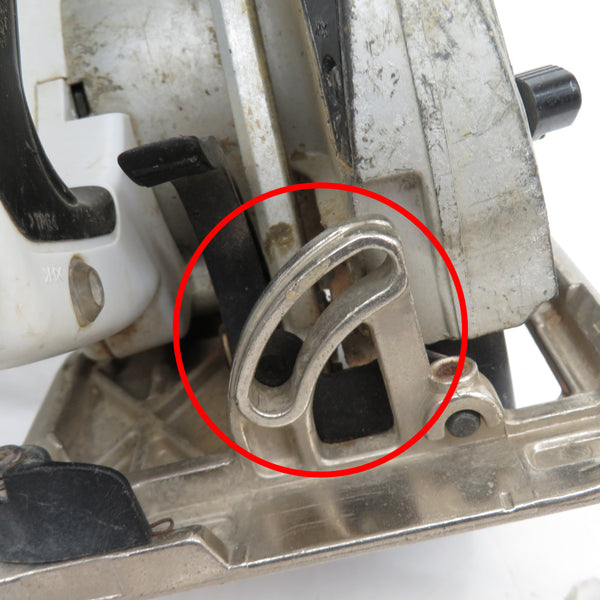 makita (マキタ) 100V 165mm マルノコ 白 角度調整用ツマミネジ1本欠品 5731SW 中古 ジャンク品
