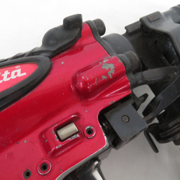 makita マキタ 50mm サイディング用高圧エア釘打 シート(逆巻き)50mm ケース付 AN510HS 中古