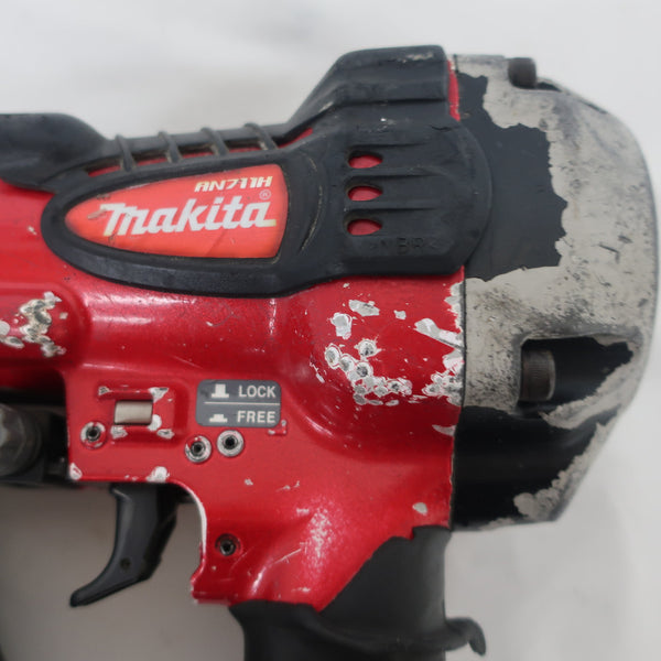 makita マキタ 75mm 高圧エア釘打 赤 ワイヤ75mm シート65mm 本体のみ AN711H 中古