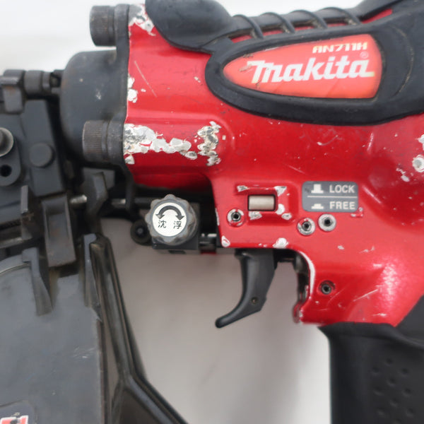 makita マキタ 75mm 高圧エア釘打 赤 ワイヤ75mm シート65mm 本体のみ AN711H 中古