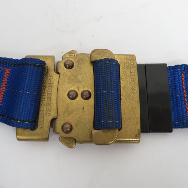 ミドリ安全 フルハーネス メッシュハーネス ハーネスのみ 背面メッシュ 青 サイズM MHF-880DE-M 中古美品