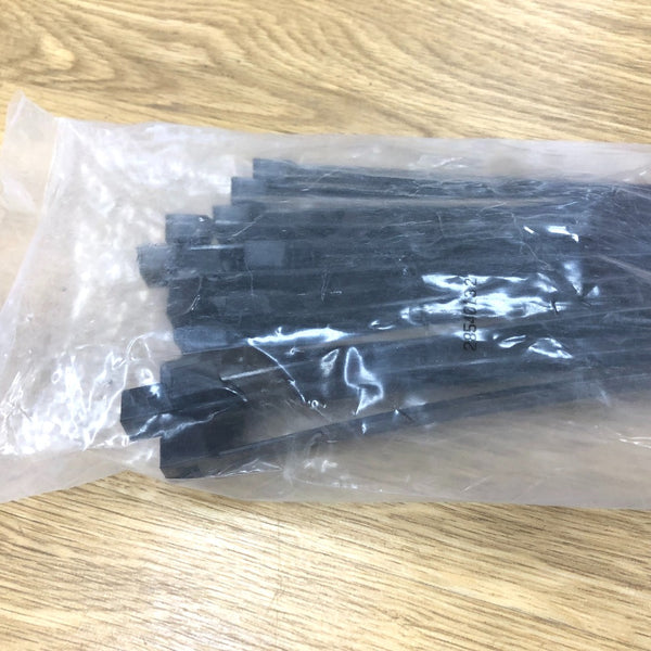 HellermannTyton ヘラマンタイトン インシュロックタイ 結束バンド 耐候グレード 屋外用 黒色 全長1325mm 幅8.9mm 25本入 外装汚れ・イタミあり AB1300-W 未使用品