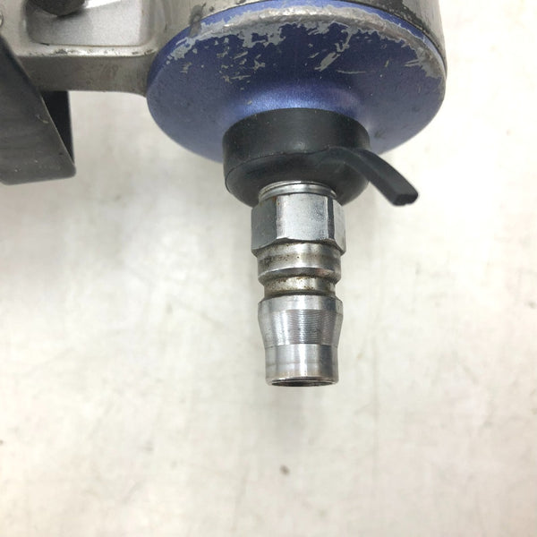 makita マキタ 32mm ポケットエア釘打 内装ボード用 ケース付 ケース留め具破損 AN303P 中古