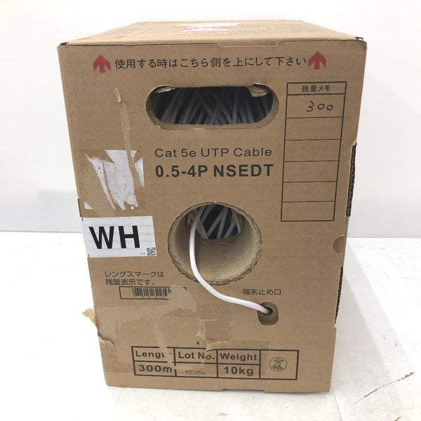 Cat5e UTPケーブル