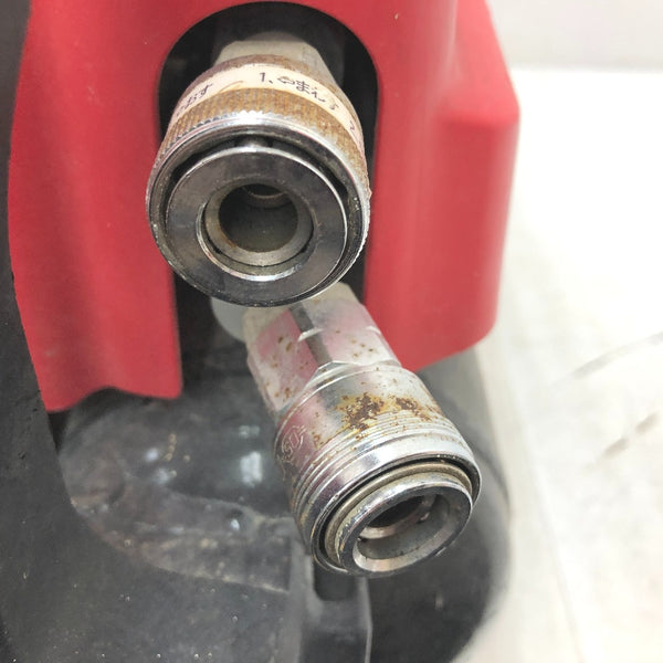 MAX マックス エアコンプレッサ 11L 常圧・高圧対応 動作音大きめ 一部カプラより若干エアもれ 本体上部カバー割れ AK-HL1250E2 中古