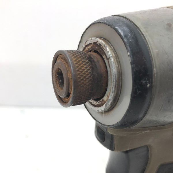 充電式インパクトドライバ