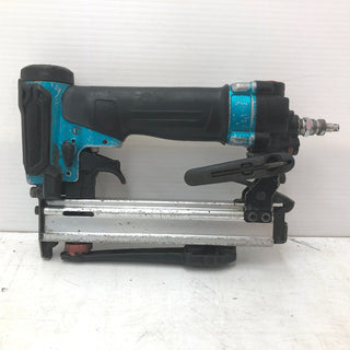 テイクハンズ 釘打ち マキタ