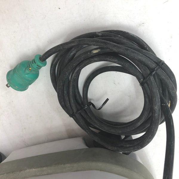 makita マキタ 100V 集じん機 粉じん専用 8L ホース付 VC0830 中古