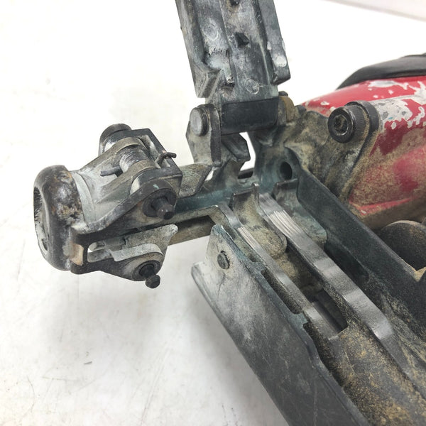 高圧エアビス打ち機