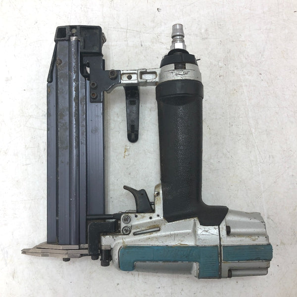釘打ち マキタ makita