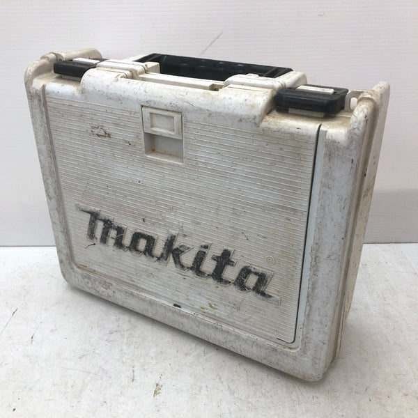 makita マキタ 14.4V 3.0Ah 充電式インパクトドライバ 白 ケース・充電器・バッテリ2個セット ライト不点灯・やや軸ブレあり 型番不明 中古