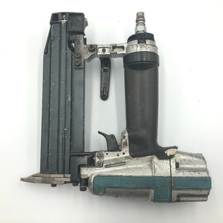 釘打ち マキタ makita