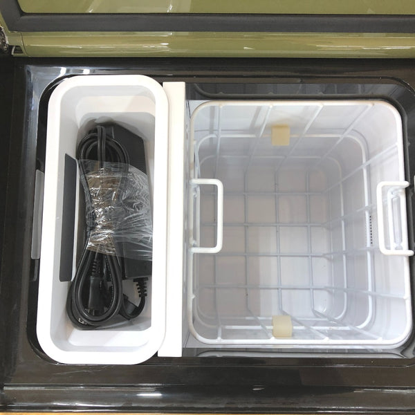 makita マキタ 18V/40Vmax対応 充電式保冷温庫 29L オリーブ 本体のみ ACアダプタ付 CW004G 中古美品