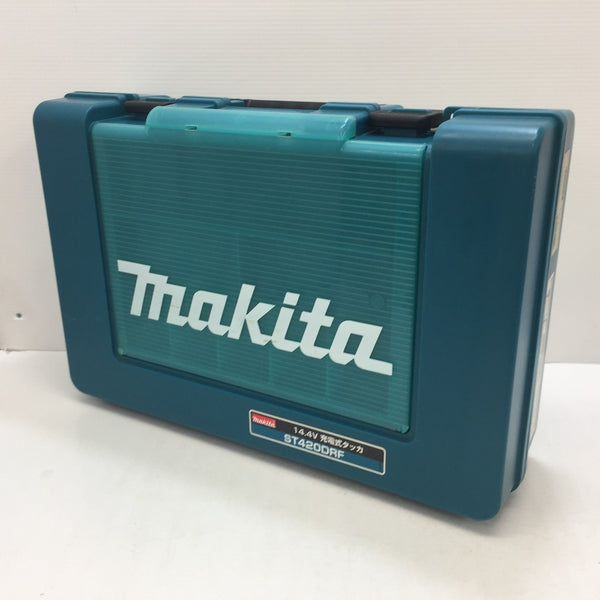 makita (マキタ) 14.4V 3.0Ah専用 4×22mm 充電式タッカ ステープルJ線専用 ケース・充電器・バッテリ1個セット ST420DRF 中古